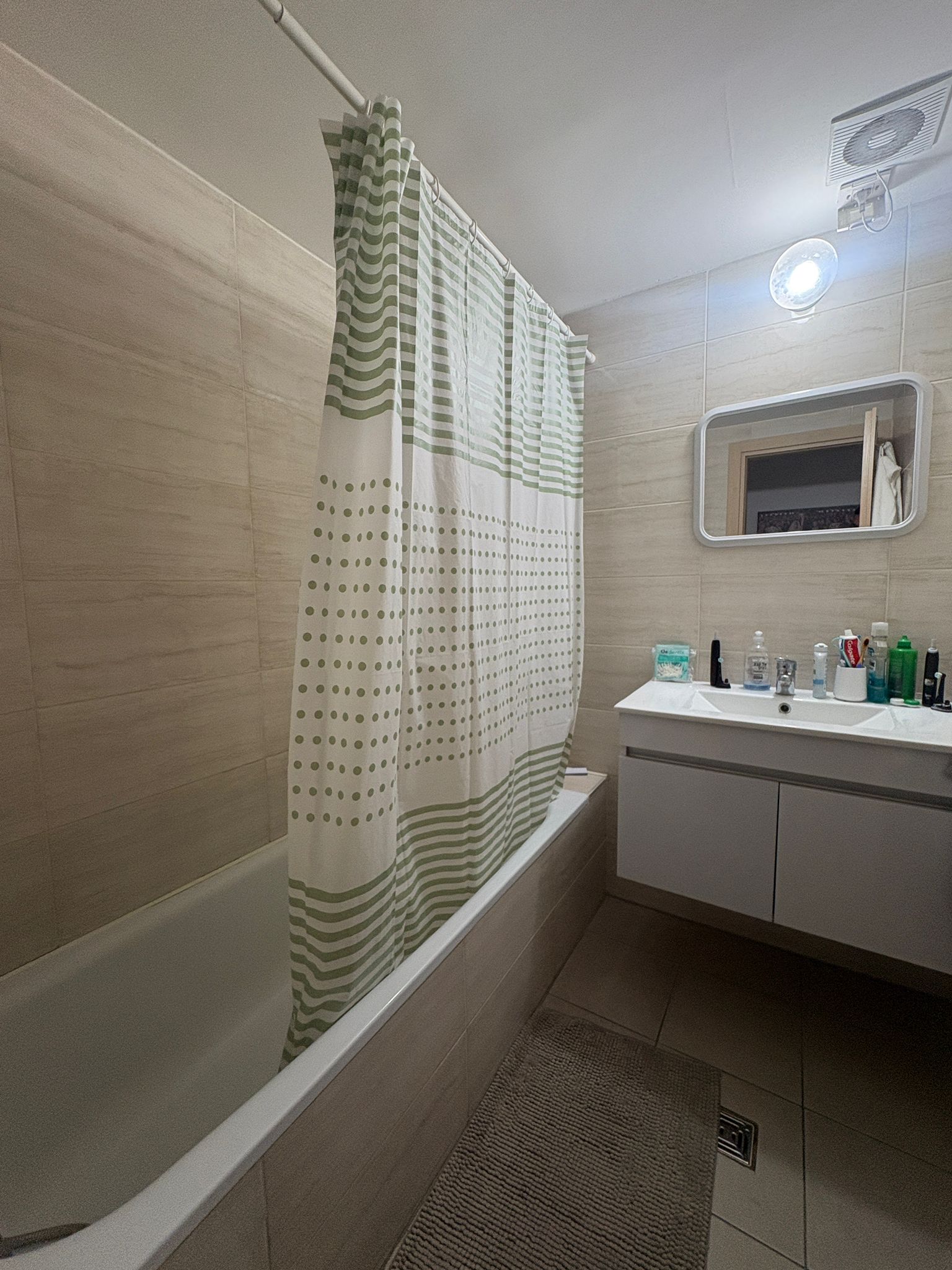 WhatsApp Image 2026-01-14 at 16.49.32