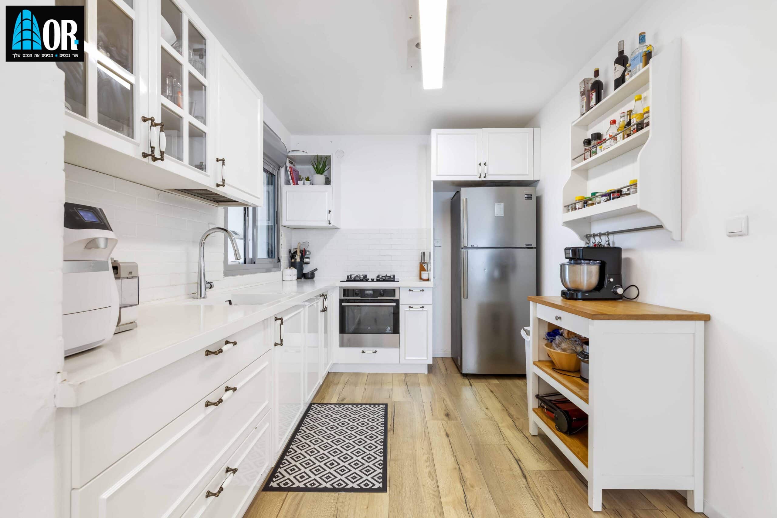 זבוטינסקי 11 יבנה (1)