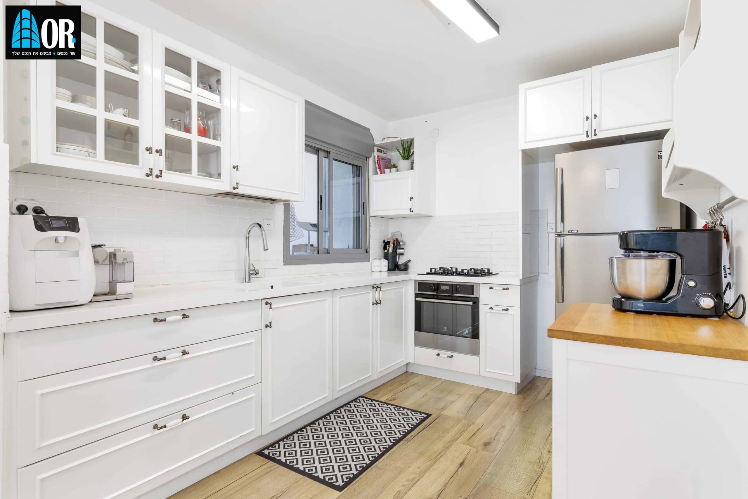 זבוטינסקי 11 יבנה (2)