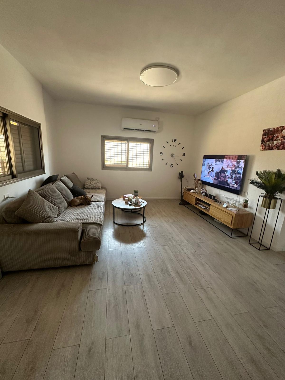 WhatsApp Image 2026-02-09 at 13.25.18